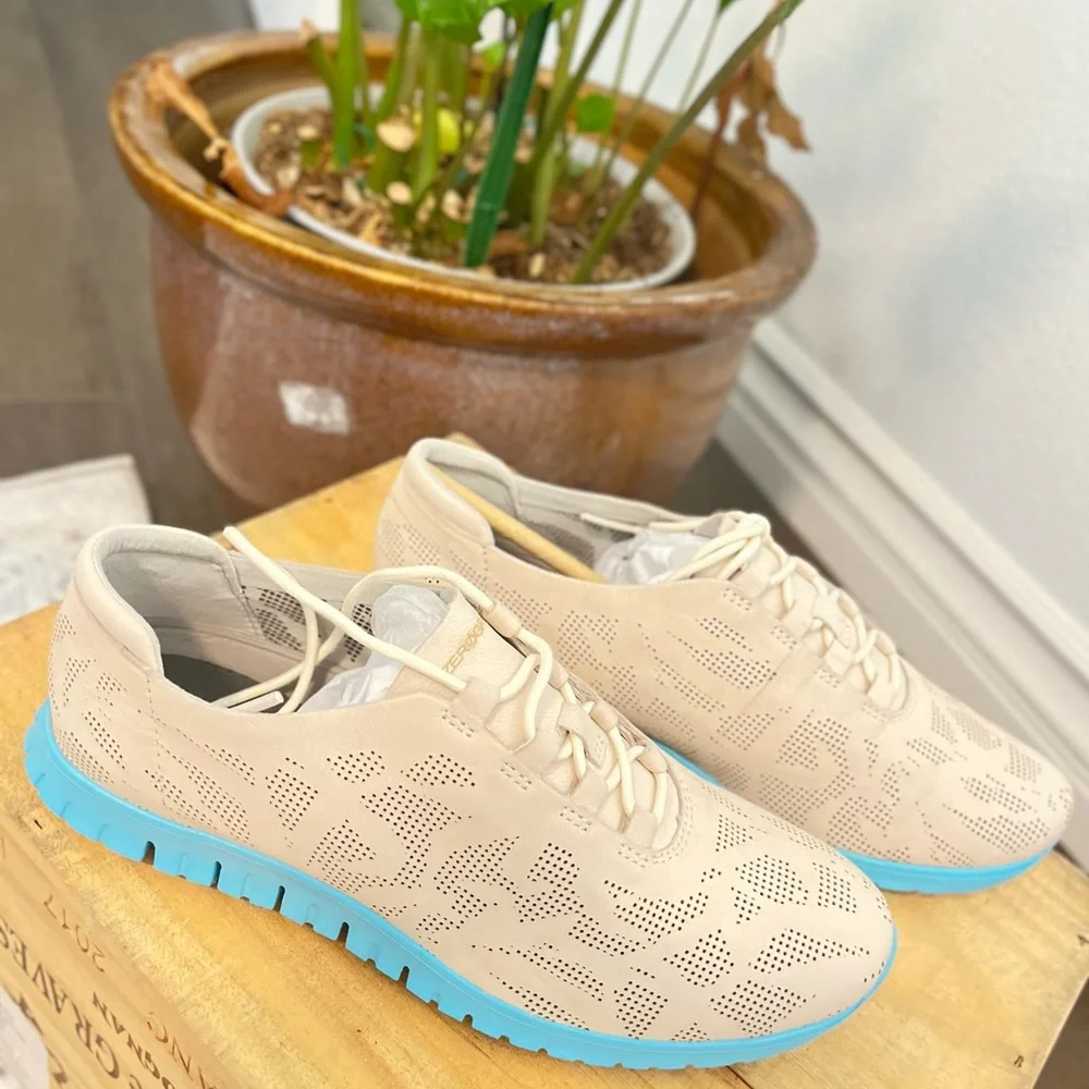 Cole Haan zerogrand perforated  trainer beige in color size 7B - Picture 3 of 4